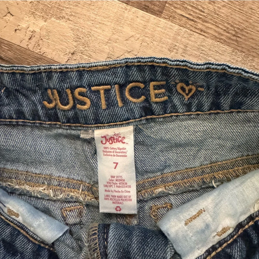 Justice Girls Size 7 Studded Denim Shorts Frayed Hem